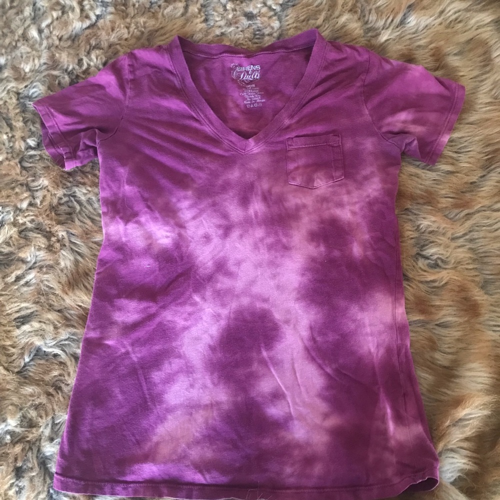 Purple/maroon/pink tyedye shirt